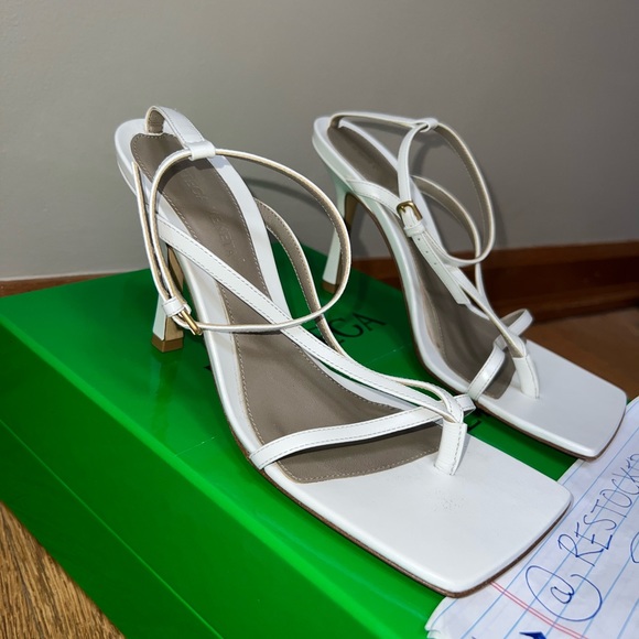 Bottega Veneta white square-toe Stretch Sandal in size 37.5 - Picture 3 of 10